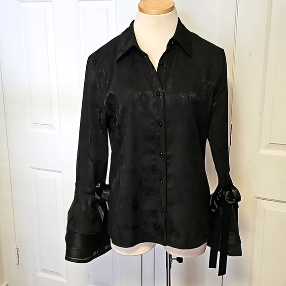 Why dress blouse. Black satin fabric.  Size medium NWT. Long sleeves with bell - Picture 1 of 12